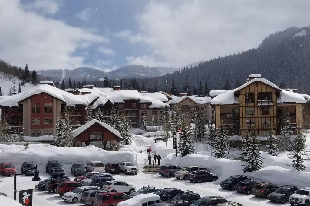 Stunning At Solitude, Steps From Chair Lift, East #103 Brighton Экстерьер фото